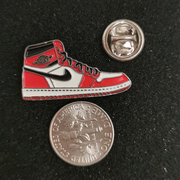 Nike Brooch Mini Air Jordan Shoes Miniature Pin in Red - Picture 2 of 7